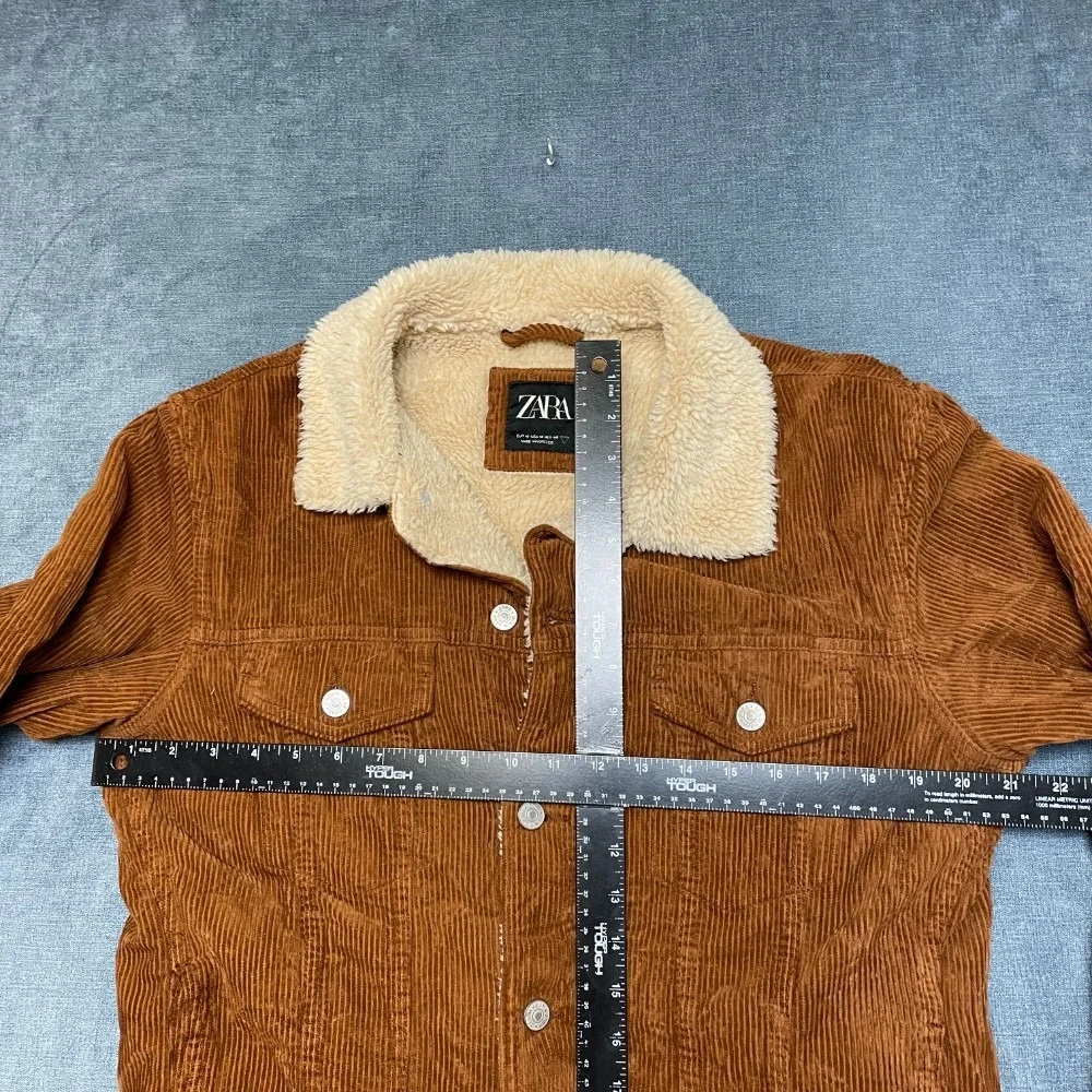 Zara Corduroy Trucker Jacket Mens Medium Brown Sherpa Lined Button Front Winter